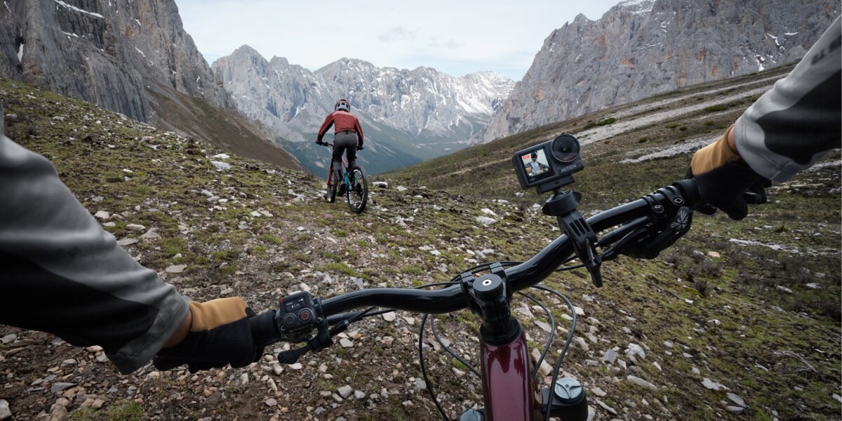 bikers shooting their ride in low light using FOV